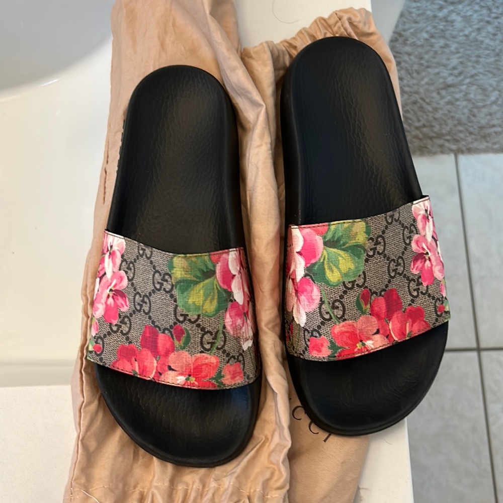 Gucci floral slides